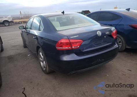 2013 Volkswagen Passat Se z USA, uszkodzony, nr VIN 1VWBN7A35DC059493